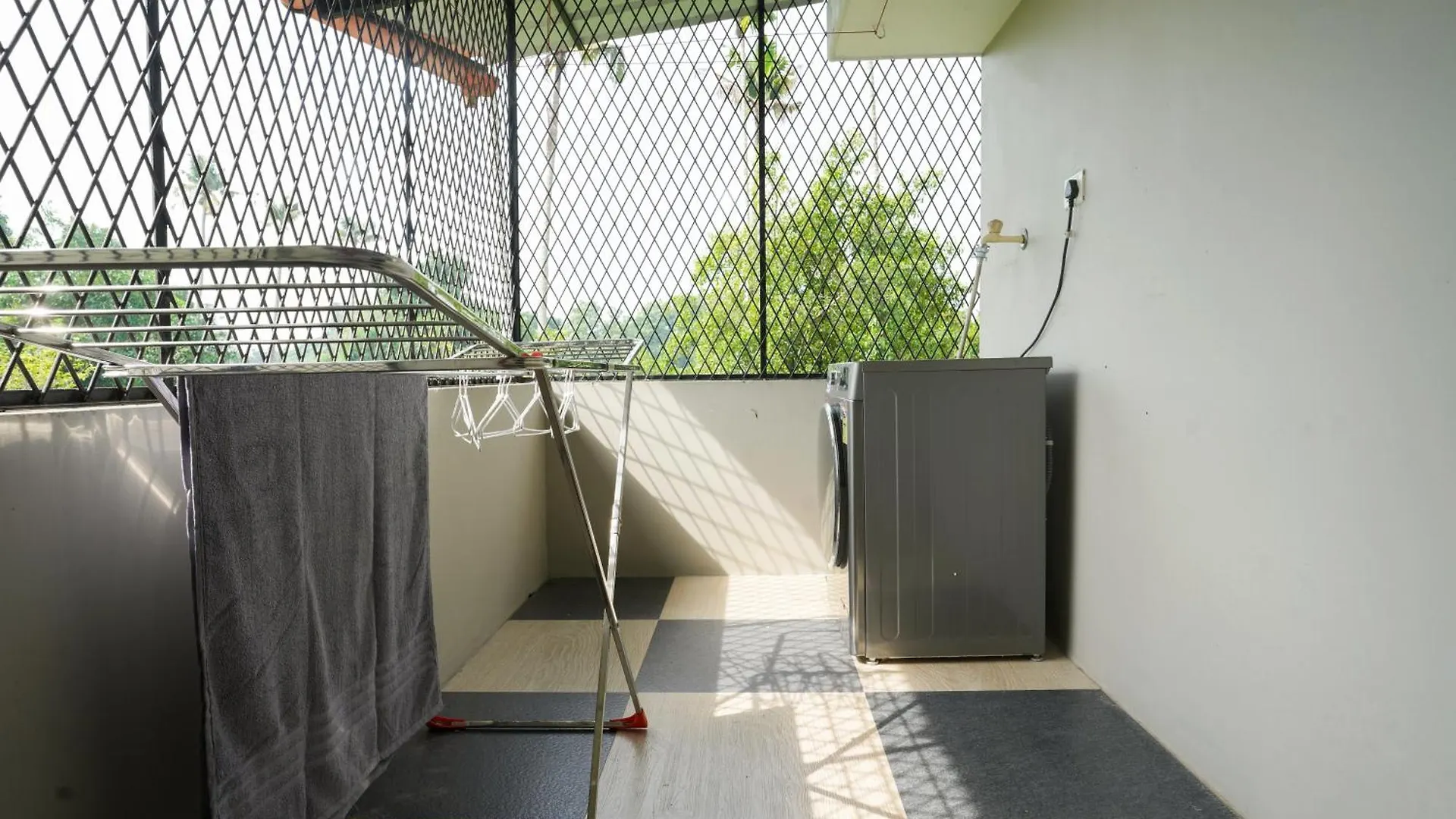 Swapna Home Suites Nedumbassery